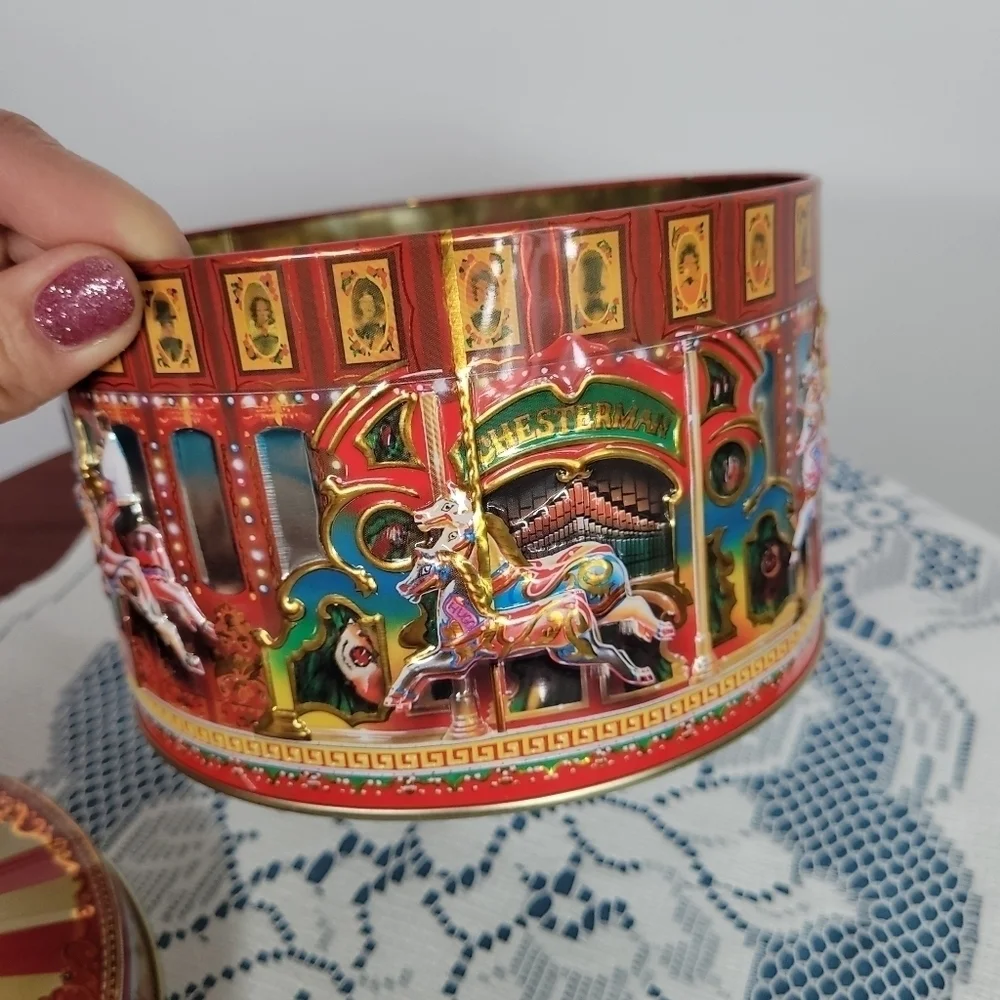 Churchill's of London English Toffee Made in England‎ Collectible Tin QUIRKY